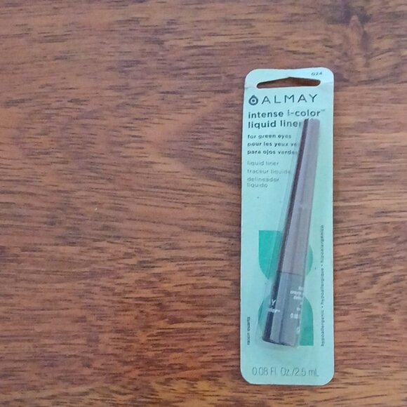 Liquid eyeliner - Picture 1 of 6